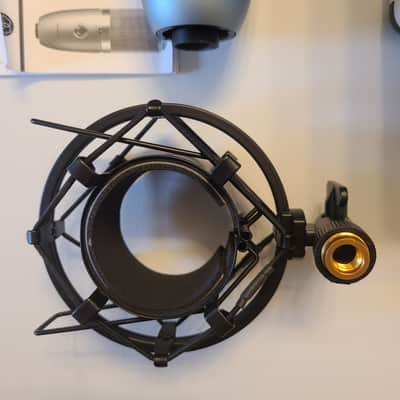 Modded AKG Perception 420 with case and shock mount image 5