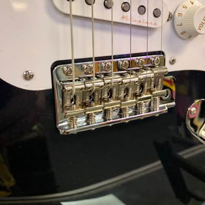 Fender Custom Shop Eric Clapton Signature Stratocaster, Maple Fingerboard, Mercedes Blue with Tweed Case image 9