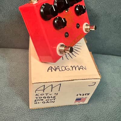 Analogman King of Tone V4, High Gain Both Sides, Second Output Jack and Mode Toggle Switch image 3