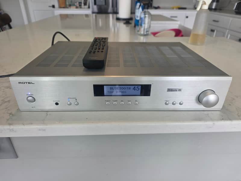 Rotel A11 Tribute - Silver
