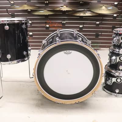 DW Performance Black Lacquer 5pc Drum Kit Set 22,16,12,10,8" image 12