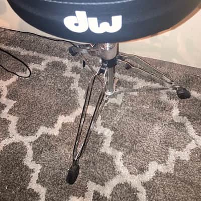 DW DWCP5100 5000 Series Round Drum Throne with Oversized Locking Nut 2010s - Chrome image 1