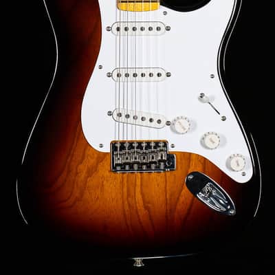 Fender Custom Shop Limited Edition 70th Anniversary 1954 Stratocaster Deluxe Classic Classic Wide-Fade 2-Color Sunburst (254) image 3