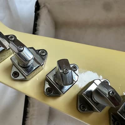 Gibson Firebird V – Alpine White – Seymour Duncan Vintage Firebird Pickups ~ 2005-2009 image 11