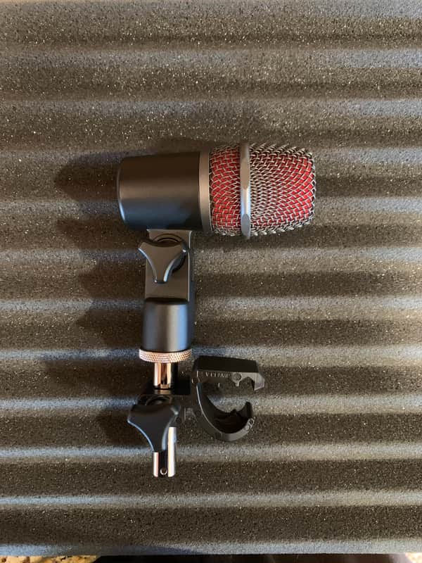 sE Electronics V Beat Supercardioid Dynamic Drum Microphone - V Clamp BUNDLE image 1