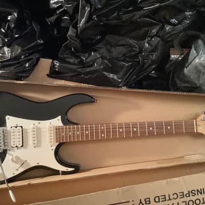 REDUCED until end of Feb then goes to Auction. Ibanez Signature 2004 - Black and white image 2