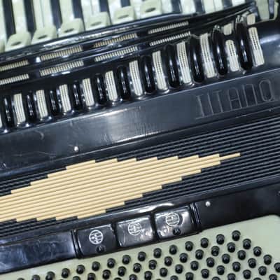 Titano T3095 Model 120-Bass 41-Key 7-Treble Switch Black Piano Accordion w/Bag image 13