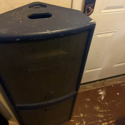 Turbosound Pair of txd 12m 600 watt passive 2 way monitors - Blue image 10