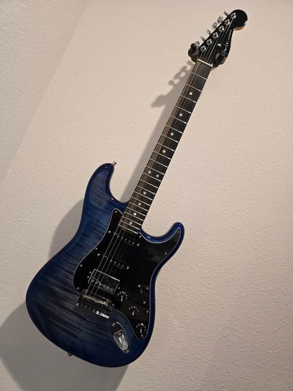 Fender American Ultra Stratocaster HSS Plus Top 2021 - Denim Burst image 1