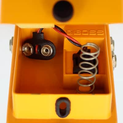 Boss DS-2 Turbo Distortion Guitar Effect Pedal FF72842 image 9