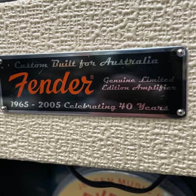 Fender Custom Shop '65 Deluxe Reverb-Amp "Australia Edition" 2005 - Blonde image 16