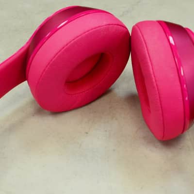 Beats Solo 2 Wired On-Ear Headphones (Pink) | Reverb