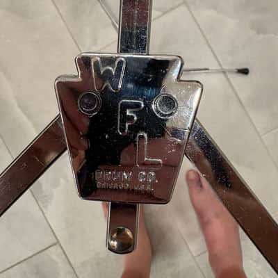 Ludwig 1960's Vintage Flat base snare stand Model #1363 1960's - chrome image 2
