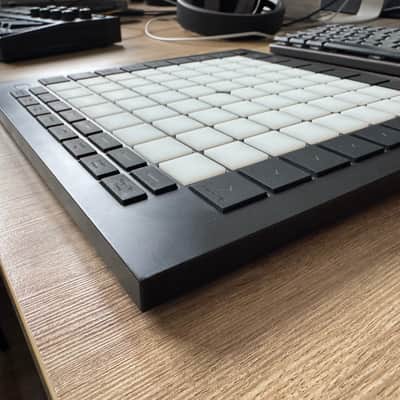 Novation Launchpad Pro MKIII Pad Controller 2020 - Present - Black image 3