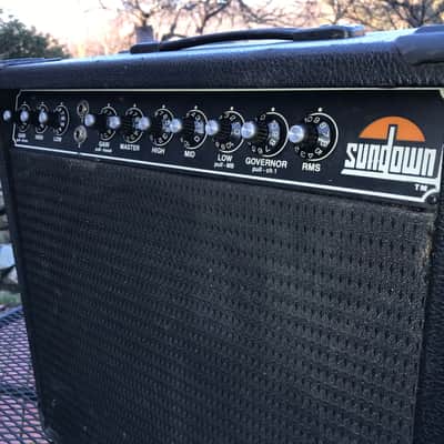 Sundown artist 100 watt Tube amp 1980's EVM12L USA image 2