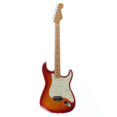 FENDER USA American Deluxe Stratocaster Ash with N3 MF, Aged Cherry Sunburst [US13058527] (06/22) image 13