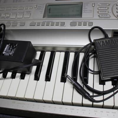 Yamaha DGX-500/ With Power Supply and Stand image 10