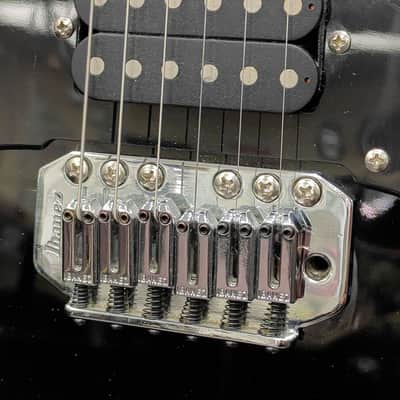 Ibanez Gio GRX20-BKN Dual Humbucker 6-String Electric Guitar - Black image 4