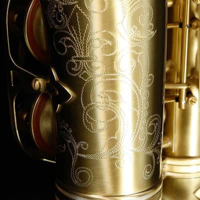 Selmer AS42M Professional Eb Alto Saxophone, Matte Finish image 12
