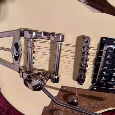 Duesenberg Starplayer TV Pearl Series Semi-Hollow Electric Guitar 2010s - Ice Pearl image 11