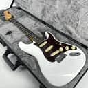 2021 Fender American Ultra Stratocaster – Arctic Pearl