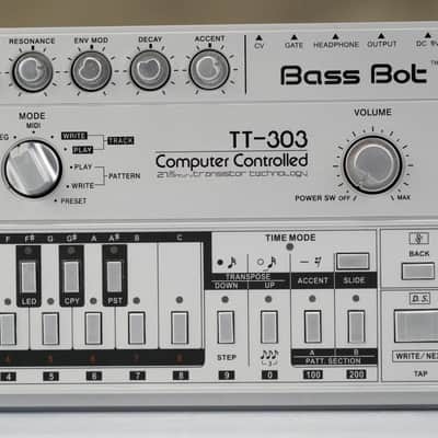 Cyclone Analogic Bass Bot TT-303 Mk1 Analog Synthesizer #57532 image 5