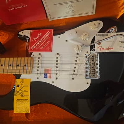 Fender Eric Clapton Artist Series Stratocaster with Vintage Noiseless Pickups 2001 - Present - Black image 10
