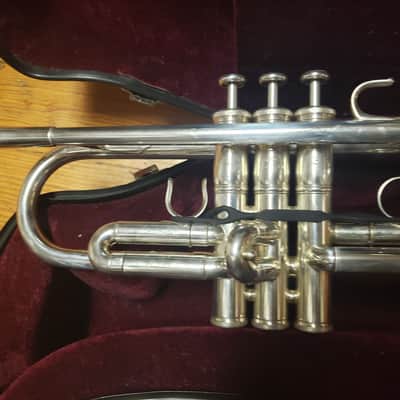 Yamaha Xeno 8335GS Silver Trumpet W/ Gold Brass Bell--Serviced, Nice! image 10