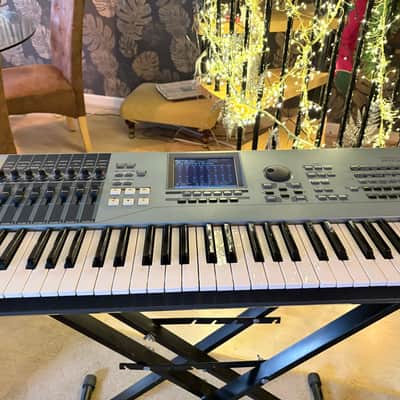 Yamaha Motif XS 6 Production Synthesizer