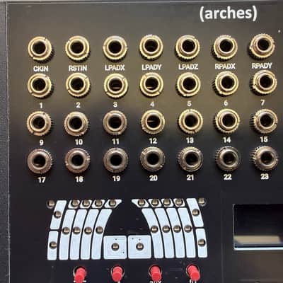 Soundmachines Arches 2019-Present  - Black/White image 9