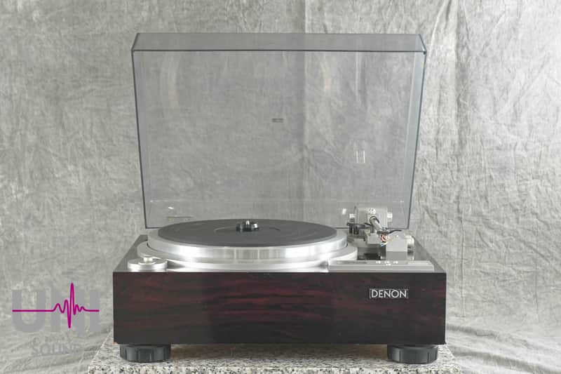 DENON DP-59L Direct Drive Auto-Lift Turntable in Good condition