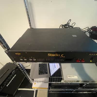 Opcode Studio 5 - Black image 3