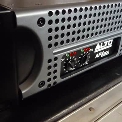 Alto Professional APX1000 Stereo Power Amplifier - Light weight