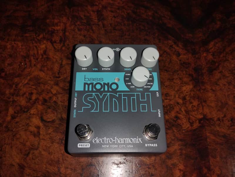 Electro-Harmonix Bass Mono Synth