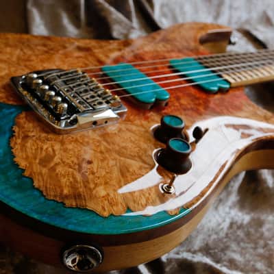 GB Liuteria Boutique guitar Ergal 6 string illuminated resin image 8