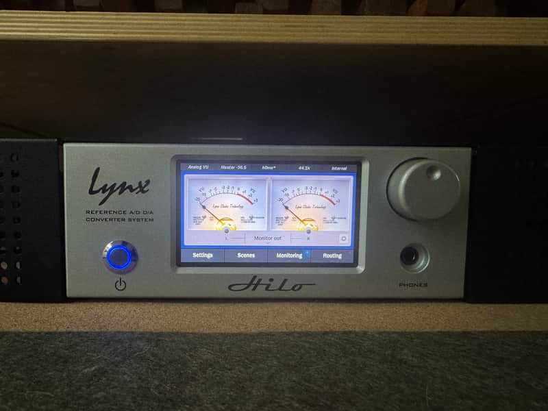 Lynx Hilo Reference A/D D/A Converter System with LT-USB Card 2010s - Silver image 1