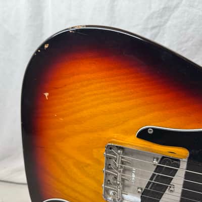 Fender American Vintage ‘72 1972 Telecaster Custom Guitar 2012 - 3-Color Sunburst / Maple neck image 3