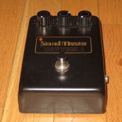 Sound Master Rhythm 1 vintage early 1980s analog drum machine w/ original box image 2