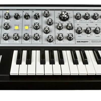 Moog Sub Phatty 2010s - Black