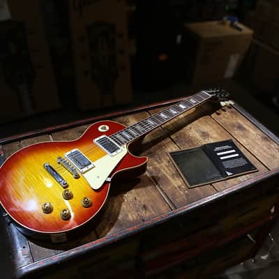 Gibson Custom Shop '59 Les Paul Standard Reissue 2020 - Present - Washed Cherry Sunburst VOS image 2