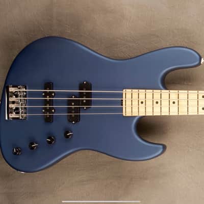 Sadowsky NYC bass image 3