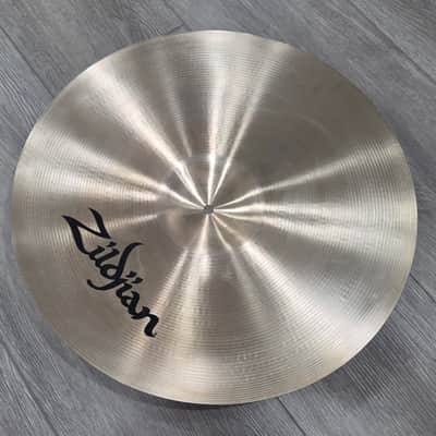 Zildjian 19" A Series Medium Thin Crash Cymbal image 11