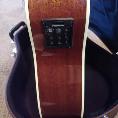 Washburn HD100SWCEK Heritage Dreadnought Cutaway with Electronics Natural image 6