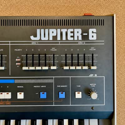 Roland Jupiter 6 61-Key Synthesizer – Mint – Professionnaly Serviced – Original Box – Warranty image 11