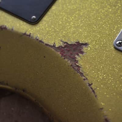 American Fender Stratocaster Relic Custom Gold Sparkle HSS Texas Specials image 6