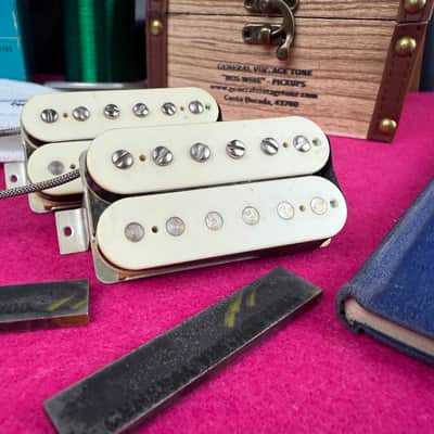 General Vintage Tone 1958 - 1959 Nos Wire Belden PAF Humbuckers Double porcelain  Celullose acetate CAB for les Paul ®️ SG ®️ - Double porcelain aged image 2