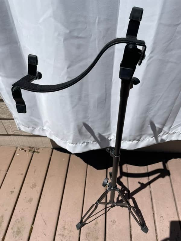 K&M 14761 Performer Stand for Acoustic Guitars image 1