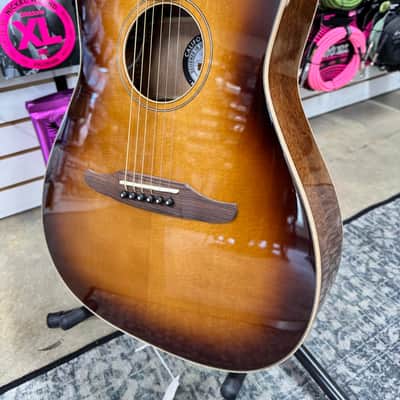 Fender California Traditional Series Malibu Classic - Aged Cognac Burst image 9