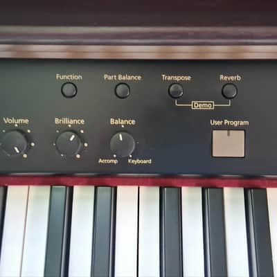 Roland KR-103 2003 - Mahogany image 3