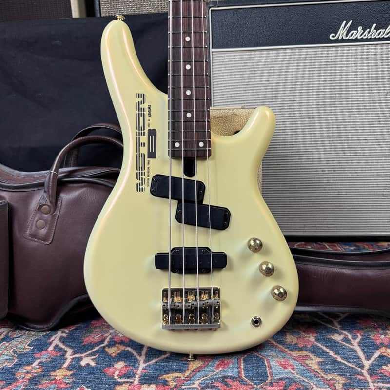 Yamaha MBIII Motion Bass Super Edition